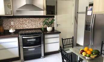 Imagem 4: Imóvel de luxo à venda em condomínio exclusivo na Mosela, Petrópolis-RJ: 5 quartos, 5 suít