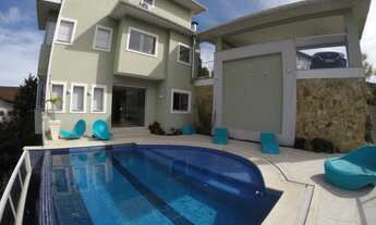 Imagem: Imóvel de luxo à venda em condomínio