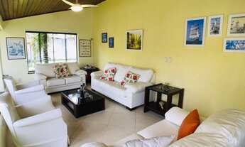 Imagem 4: Imperdível! Casa à venda em Cabo Frio-RJ, bairro Palmeiras, 5 quartos, 2 suítes, 3 salas