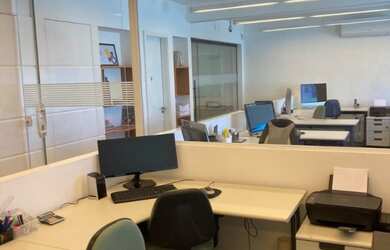 Imagem 4: Ampla Cobertura Comercial de 200m² no Centro do Rio de Janeiro-RJ!