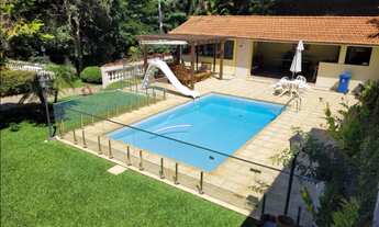 Imagem 7: Luxuosa Casa em Condomínio à Venda em Itaipava, Petrópolis-RJ: 6 quartos, 4 suítes, 3 sala