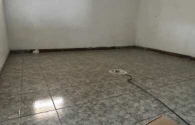 Imagem 5: Loja comercial para locação em Petrópolis-RJ, bairro Pedro do Rio: 2 salas, 1 banheiro, 53