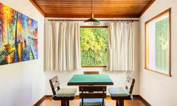 Imagem 3: Luxuosa Casa em Condomínio à Venda em Itaipava, Petrópolis-RJ: 6 quartos, 4 suítes, 3 sala