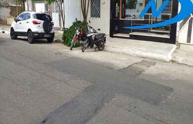 Imagem 2: CASA COMERCIAL em Jequié - BA, Centro