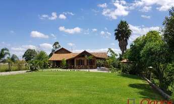 Imagem: 3 dormitórios, 1 suítes, 3 banheiro, 2