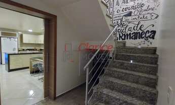 Imagem 4: Excelente Sobrado à Venda no Monte Líbano, São José dos Pinhais-PR 3 Quartos 1 Suíte 2