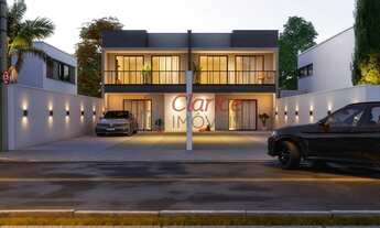 Imagem: Sobrado com 4 quartos, amplo terreno na