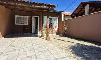 Imagem: 3 dormitórios, 2 banheiro, 5 vagas na garagem