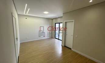 Imagem 7: 3 dormitórios, 1 suítes, 2 vagas na garagem, 145M² de Área Construída, 145M² de Área Total