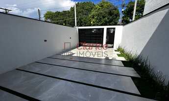 Imagem 2: 3 dormitórios, 1 suítes, 2 vagas na garagem, 145M² de Área Construída, 145M² de Área Total