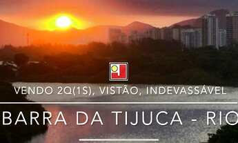 Imagem 3: Vendo 2Q, suíte, indevassável, na praia, cozinha grande, área serviço, 2 vagas, ônibus, cl