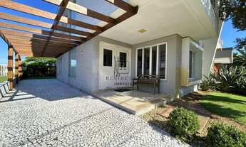 Imagem 6: Casa de luxo em condomínio à venda em Capão da Canoa-RS, com 4 quartos, 4 suítes e 210m² d