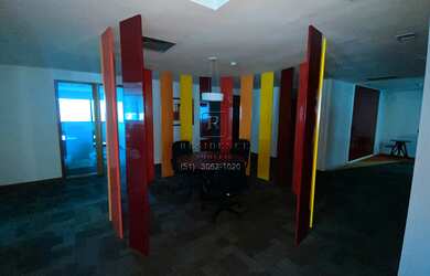 Imagem 5: Excelente oportunidade de locação de sala comercial de 481m² no coração do Moinhos de Vent