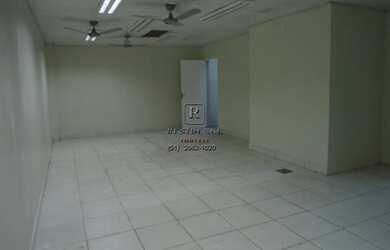 Imagem 5: Oportunidade única: Casa Comercial na Rua Liberdade, em Porto Alegre - 9 salas, 3 banheiro