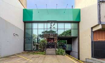 Imagem 2: Aluguel de Prédio Comercial na Floresta: Espaço Moderno com 16 Salas e 15 Vagas de Garagem