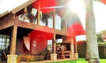 Imagem: Imóvel de luxo em condomínio com 6 quartos