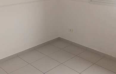 Imagem 3: 3 dormitórios, 1 suítes, 2 banheiro, 4 vagas na garagem, 140M² de Área Construída