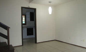 Imagem 4: Sobrado a venda na Rua Pedro de Lima Hornes Bairro Alto Petrópolis, com 2 dormitórios, l