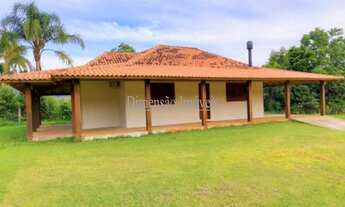 Imagem: Belissimo Sítio / Chácara com 2 Quartos