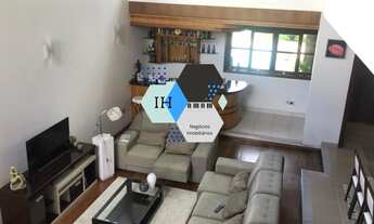 Imagem 2: Residência de alto padrão em Interlagos com 03 suítes com closet