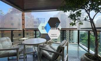 Imagem 4: Amplo apartamento à Venda em Moema de 320m2 com 3 Suítes e 4 vagas