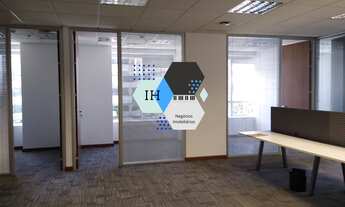 Imagem 3: Conjunto Comercial para locação de 272m2 com bancadas e estações de trabalho e 08 vagas