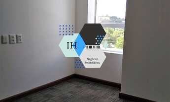 Imagem 5: Conjunto Comercial para locação de 272m2 com bancadas e estações de trabalho e 08 vagas