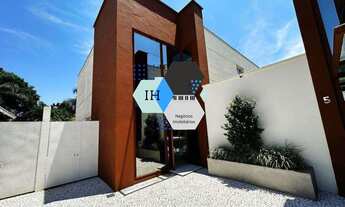 Imagem: Casa de luxo em condomínio à venda em