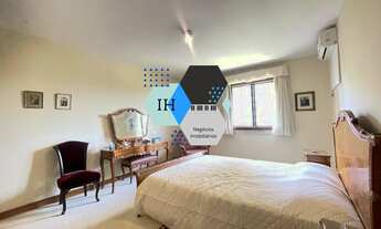 Imagem 7: Amplo apartamento à Venda em Moema de 320m2 com 3 Suítes e 4 vagas