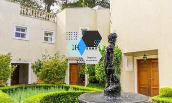 Imagem: Luxuosa casa em condomínio à venda em