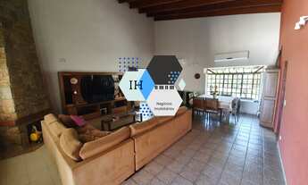 Imagem: Casa 4 dorms, 1 suíte, 8 vagas, 550m²