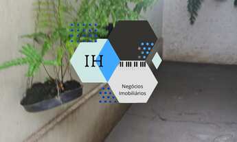 Imagem 6: Imperdível Casa à Venda em São Paulo-SP, Campo Belo: 4 Quartos, 1 Suíte, 1 Sala, 2 Vagas d