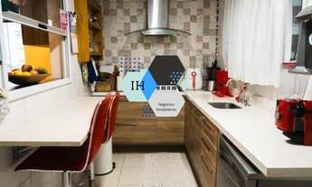 Imagem 2: 3 dormitórios, 1 suítes, 3 banheiro, 2 vagas na garagem, 105M² de Área Construída