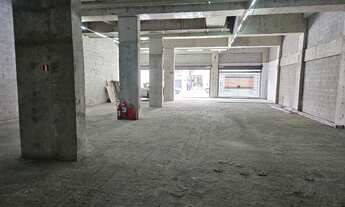 Imagem: Loja, galpão comercial, ao lado do metrô