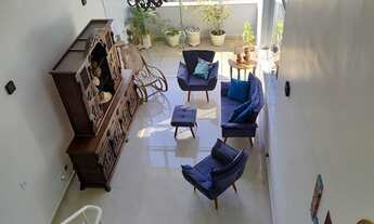 Imagem: Casa com 4 dormitórios ao lado do Horto