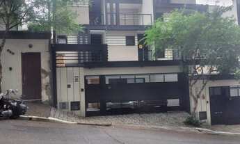 Imagem 5: Lindo sobrado semi novo na Vila Ester