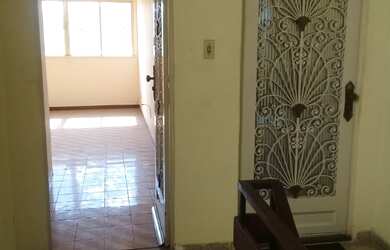 Imagem 2: Ap colado na Faculdade Celso Lisboa