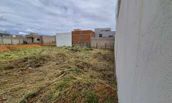 Imagem: Terreno maravilhoso e pronto para construir