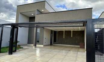 Imagem: Casa Moderna em Condomínio de Luxo em Vicente