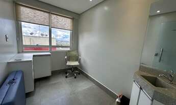 Imagem 5: Salão Comercial de Alto Padrão em Águas Claras - Consultório Odontológico Pronto para Uso