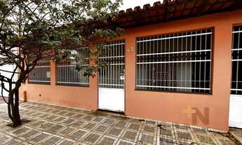 Imagem: Araças - Casa 240m² 4Q (1 Suíte), 2 Vagas