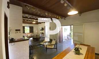 Imagem 6: Casa à venda em Itatiaia-RJ, Alto Penedo: 7 quartos, 1 suíte, 4 salas, 4 banheiros, 3 vaga