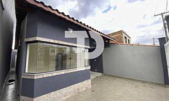 Imagem 2: Casa de 3 quartos com suíte e 2 vagas de garagem na Morada do Contorno, Resende-RJ: Imperd