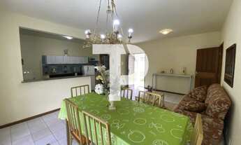 Imagem 3: Casa à venda em Itatiaia-RJ: 3 quartos, 1 suíte, 2 salas, 3 banheiros, 6 vagas, 132,56 m²