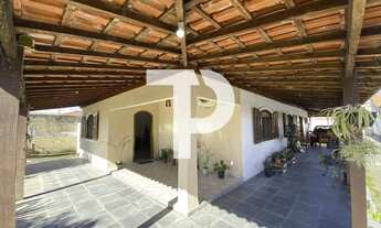 Imagem 2: Imóvel à venda em localização privilegiada de cidade] - 4 quartos, 1 suíte, 2 salas, 2 ban