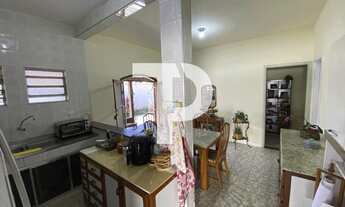 Imagem 5: Imóvel à venda em localização privilegiada de cidade] - 4 quartos, 1 suíte, 2 salas, 2 ban