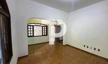 Imagem 3: Casa à Venda em Resende-RJ, Bairro Liberdade: 4 Quartos, 1 Suíte, 3 Salas, 4 Vagas de Gara