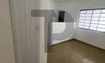 Imagem 4: Casa no Jardim Aliança II com 60m2 e excelente terreno para expansão! Oportunidade!