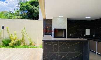 Imagem 7: RUA 4 - REFORMADO - PISCINA - JARDIM - ÁREA GORMET - SAUNA - 4 SUÍTES - LAZER COMPLETO - V