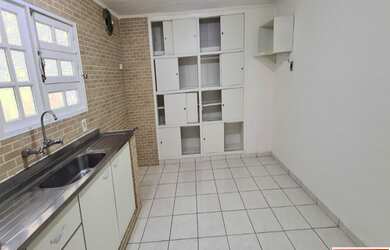 Imagem 2: TERREA COM 2 DORMS